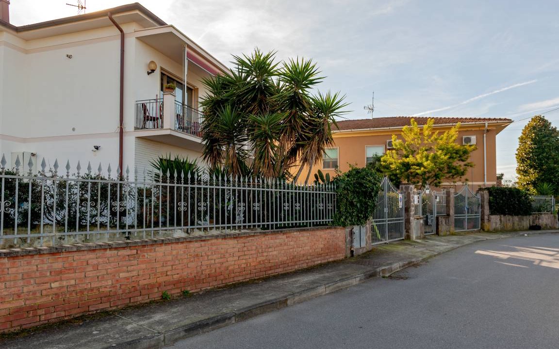 Pisa Apartment | 100 m² Apartment ∙ 2 bedrooms ∙ 5 guests