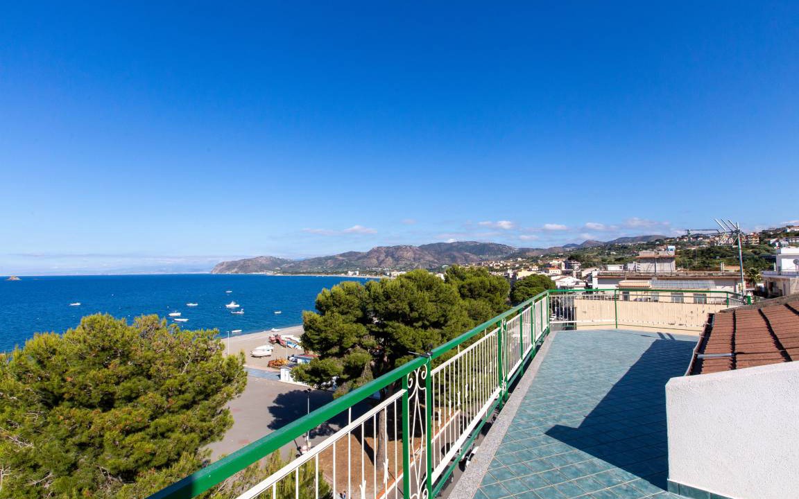 Marina di Patti Apartment | 100 m² Apartment ∙ 3 bedrooms ∙ 8 guests