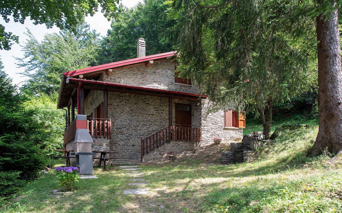 Cosio Valtellino House | 100 m² House ∙ 2 bedrooms ∙ 8 guests