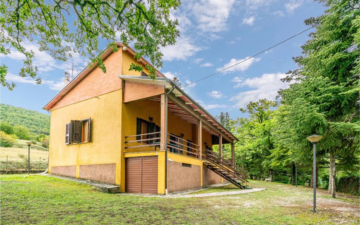 Fiastra House | 100 m² House ∙ 3 bedrooms ∙ 7 guests