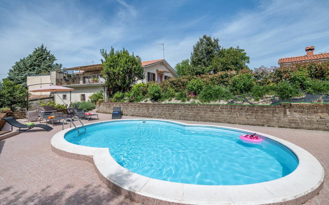 Montasola House | 100 m² Maisonette ∙ 4 bedrooms ∙ 8 guests