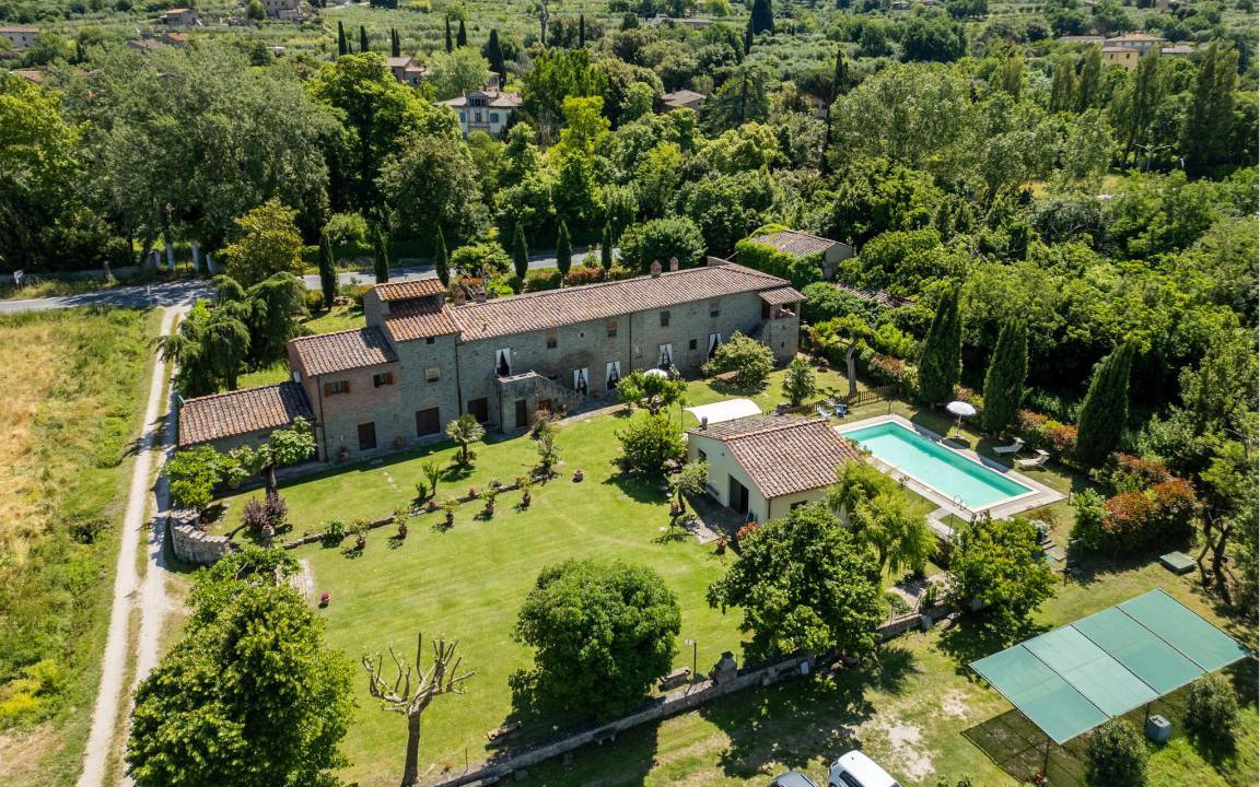 Sodo House | 1200 m² House ∙ 8 bedrooms ∙ 16 guests