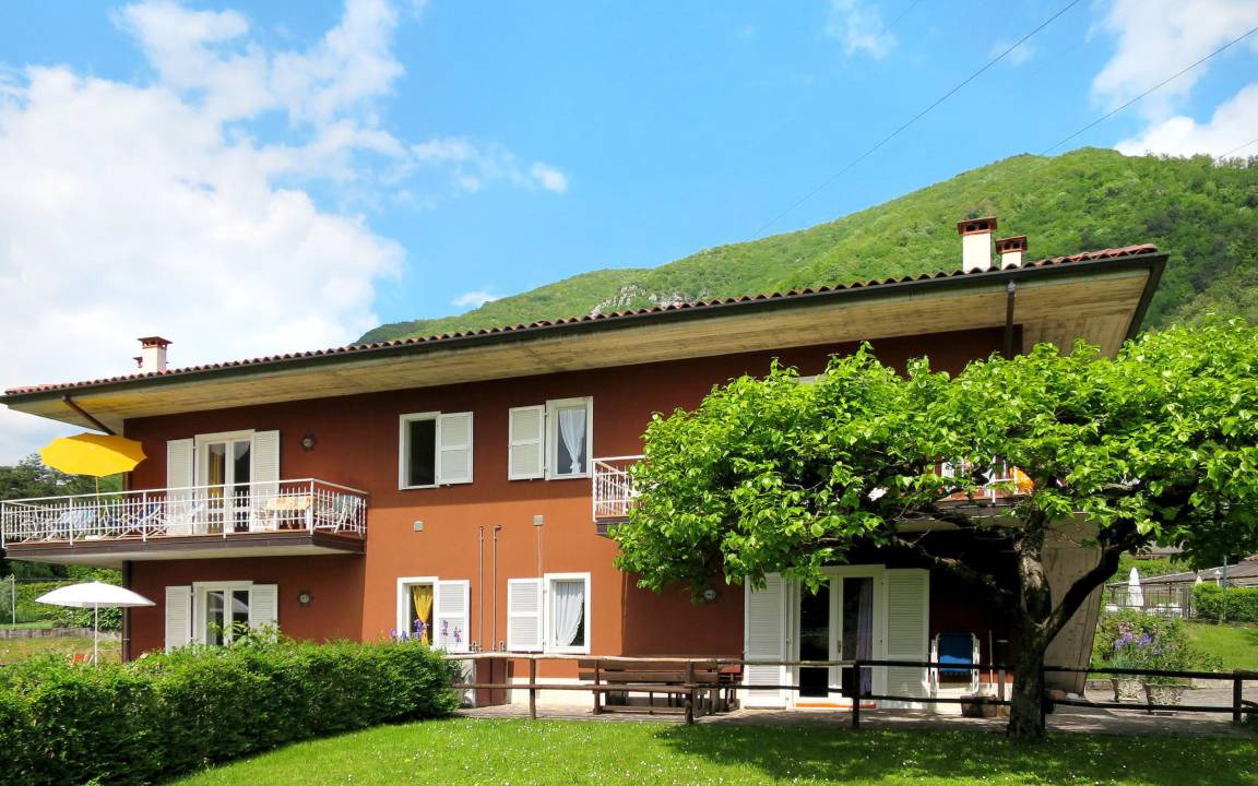 Vesta House | 140 m² House ∙ 1 bedroom ∙ 12 guests