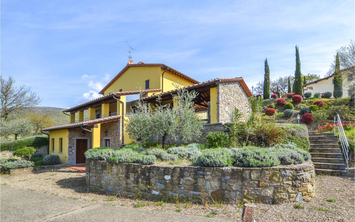 Loro Ciuffenna House | 140 m² House ∙ 4 bedrooms ∙ 6 guests