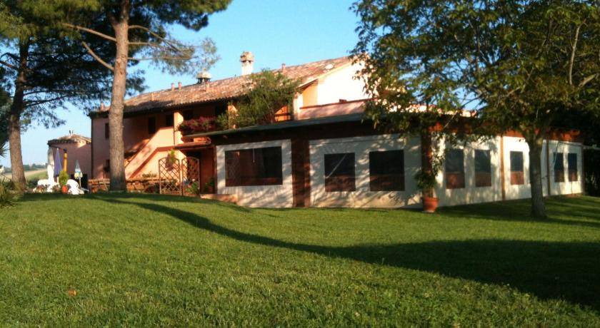 Offagna House | 15 m² Farmhouse ∙ 2 guests