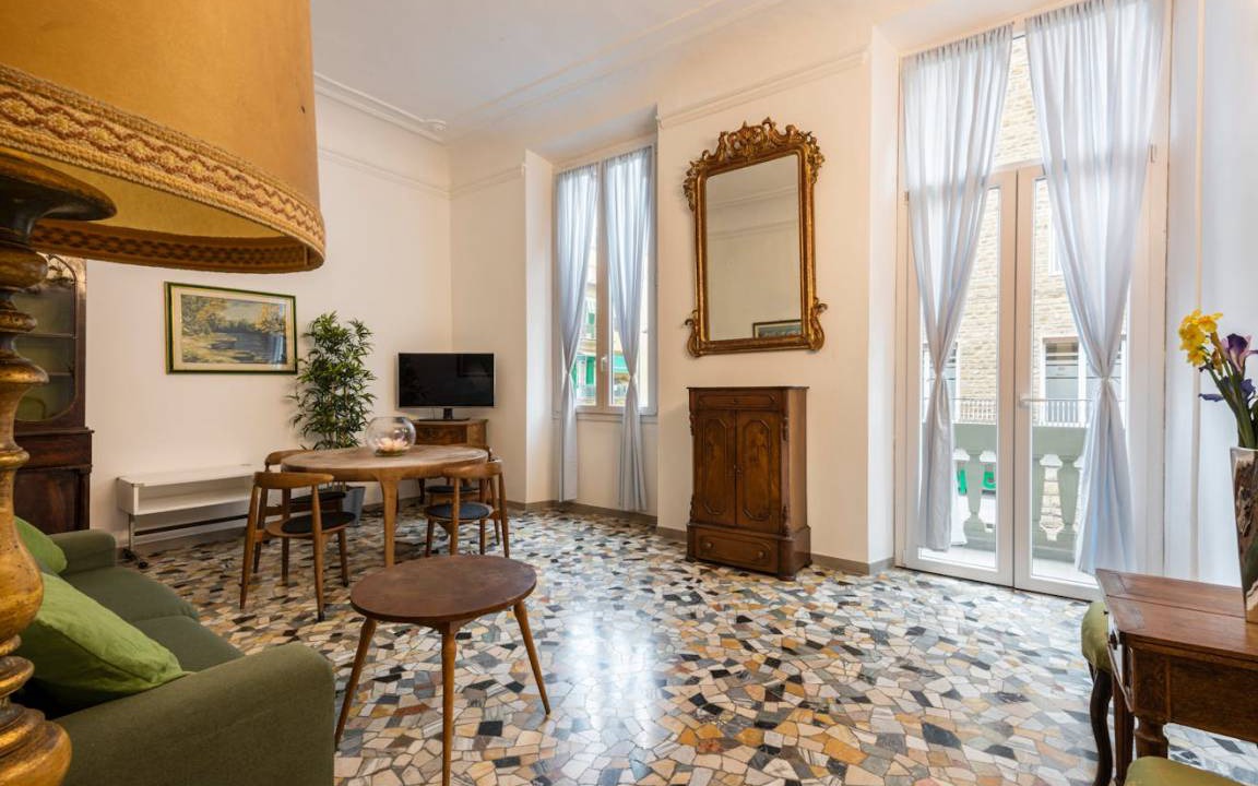 Santa Croce Apartment | 150 m² Apartment ∙ 3 bedrooms ∙ 6 guests