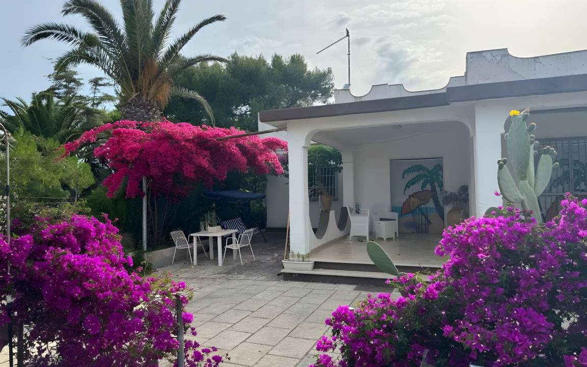 Taranto Villa | 157 m² Villa ∙ 3 bedrooms ∙ 8 guests
