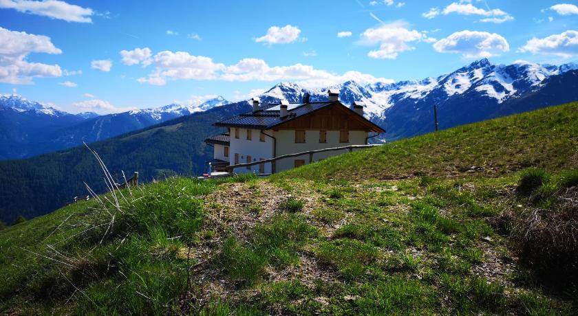 Male Bed & Breakfast | 16 m² Bed and breakfast ∙ 4 guests