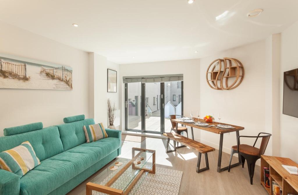 Mortehoe Apartment | 17 Woolacombe The Byron