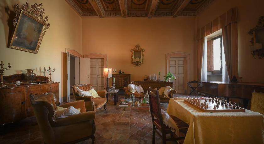 Belforte del Chienti Bed & Breakfast | 18 m² Bed and breakfast ∙ 5 guests