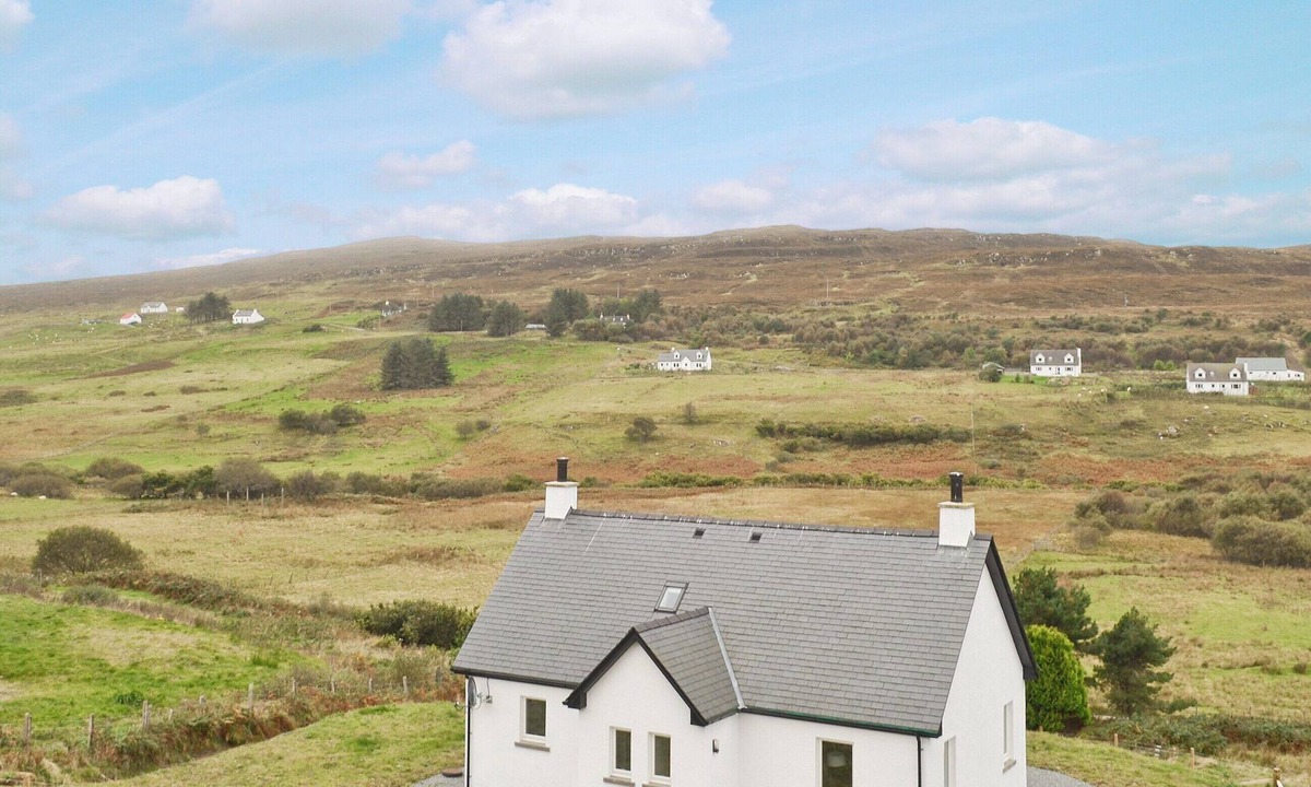 Colbost Cottage | 2 bedroom accommodation in Fasach, near Dunvegan