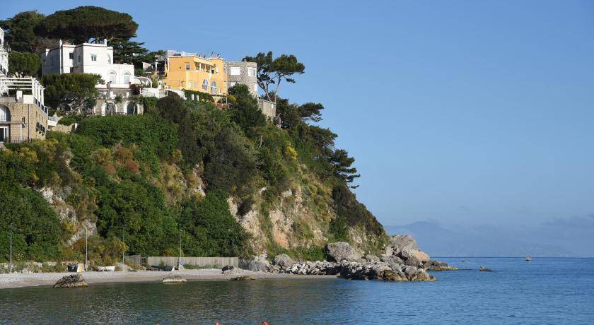 Marina Grande Bed & Breakfast | 20 m² Bed and breakfast ∙ 2 guests