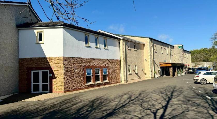 Ballymoney Hotel | 20 m² Hotel ∙ 4 guests