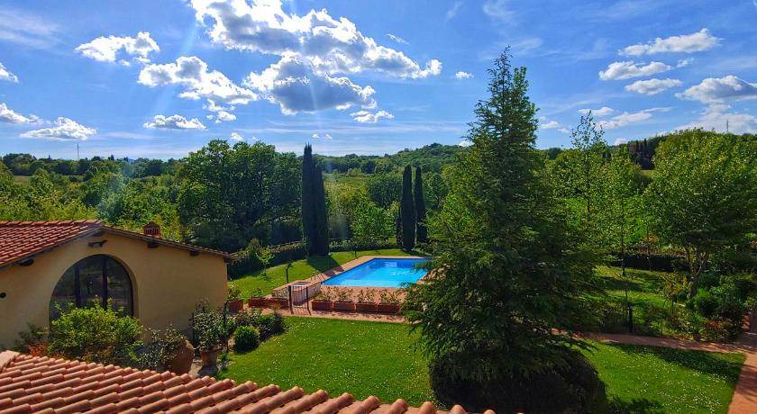 Rignano sull'Arno Bed & Breakfast | 200 m² Bed and breakfast ∙ 4 bedrooms ∙ 10 guests