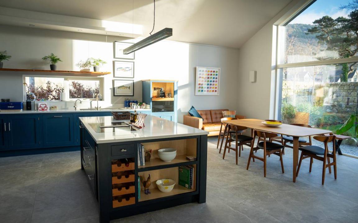 Rostrevor House | 200 m² House ∙ 3 bedrooms ∙ 6 guests