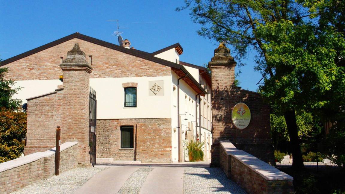 Nogarole Rocca Hotel | 23 m² Hotel ∙ 127 guests