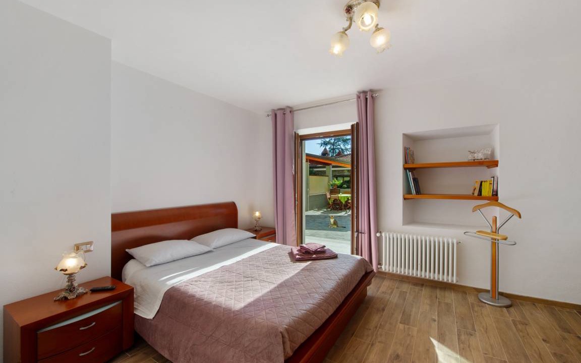 Donnas Bed & Breakfast | 24 m² Bed and breakfast ∙ 1 bedroom ∙ 3 guests