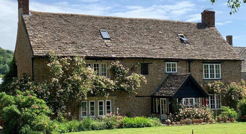 Dursley Bed & Breakfast | 24 m² Bed and breakfast ∙ 2 guests