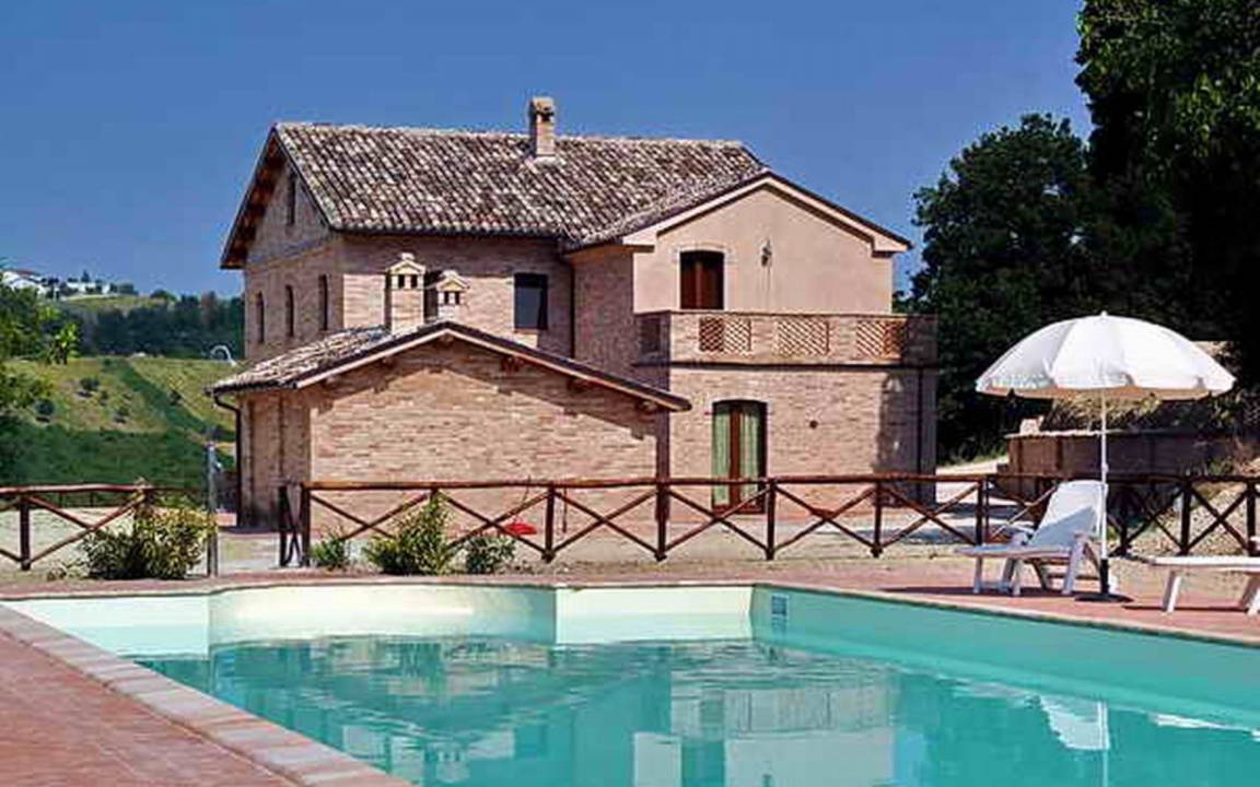 Belmonte Piceno House | 350 m² House ∙ 5 bedrooms ∙ 10 guests