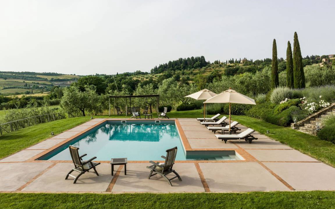 San Casciano dei Bagni Villa | 360 m² Villa ∙ 7 bedrooms ∙ 13 guests