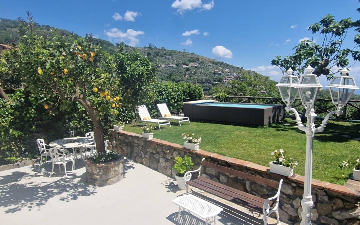 Sant'Agata sui Due Golfi Villa | 400 m² Villa ∙ 2 bedrooms ∙ 6 guests