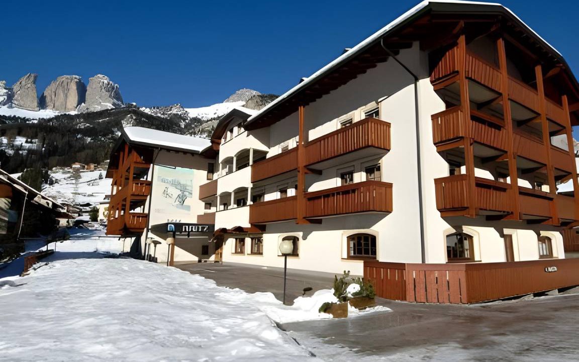 Campitello di Fassa Hotel | 43 m² Hotel ∙ 127 guests