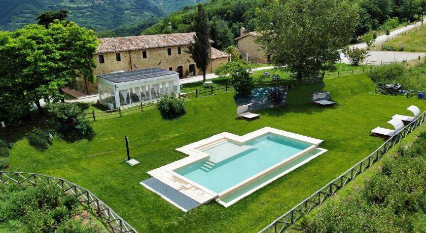 Fiastra House | 45 m² Farmhouse ∙ 5 guests
