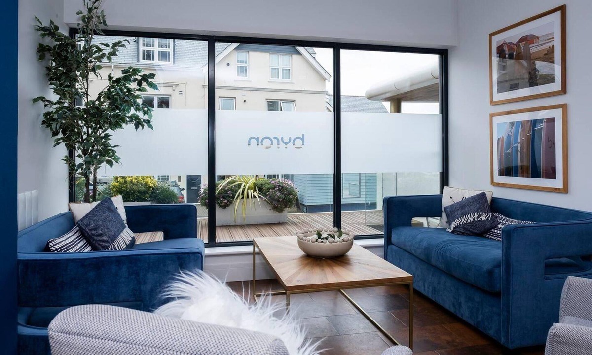 Mortehoe Apartment | 4br-8guests-balcony-beachview-pool-pets