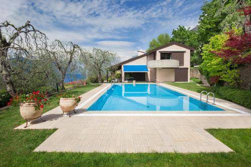 Porto Villa | 500 m² Villa ∙ 5 bedrooms ∙ 11 guests