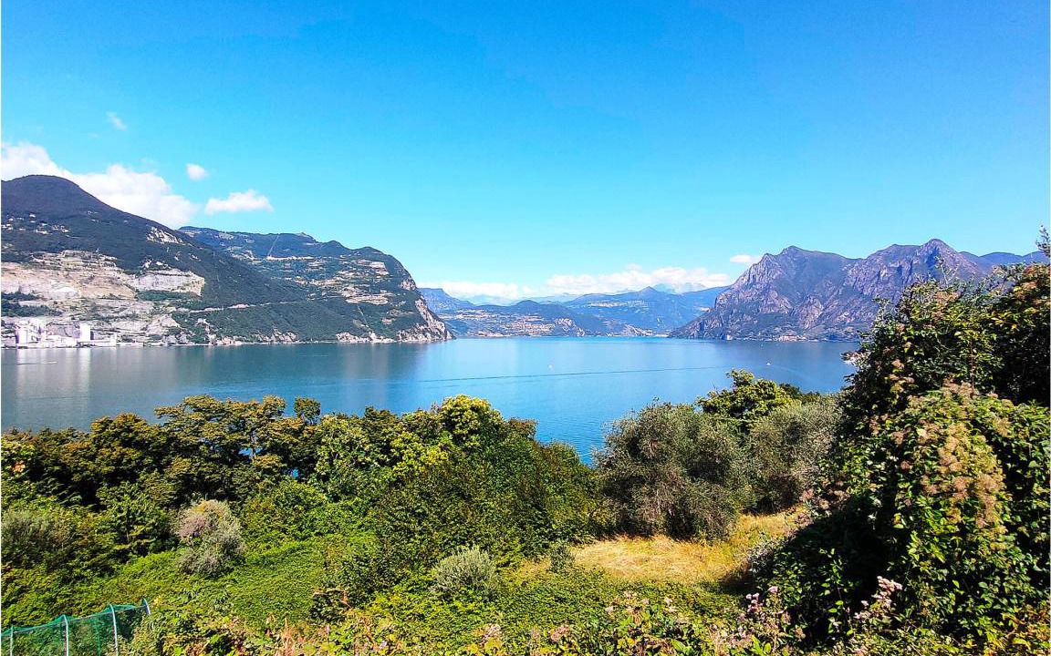 Peschiera Maraglio Apartment | 70 m² Apartment ∙ 2 bedrooms ∙ 5 guests