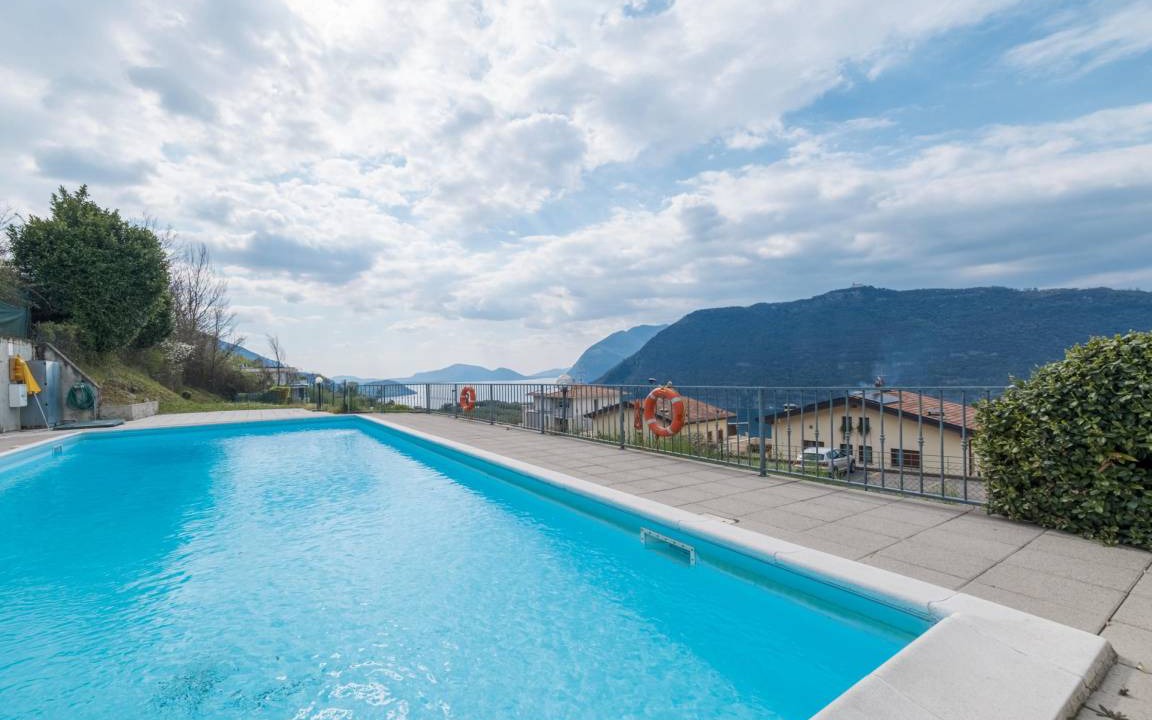 Sale Marasino Apartment | 70 m² Apartment ∙ 2 bedrooms ∙ 4 guests
