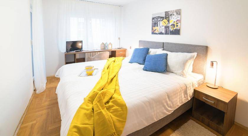 Novi Beograd Apartment | 70 m² Apartment ∙ 2 bedrooms ∙ 7 guests