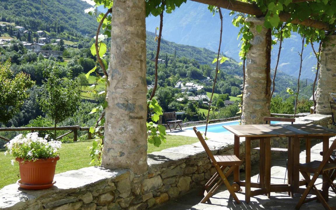 Gignod Apartment | 70 m² Apartment ∙ 2 bedrooms ∙ 4 guests