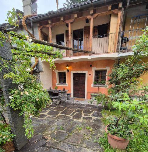 Aurigeno House | 70 m² House ∙ 1 bedroom ∙ 4 guests