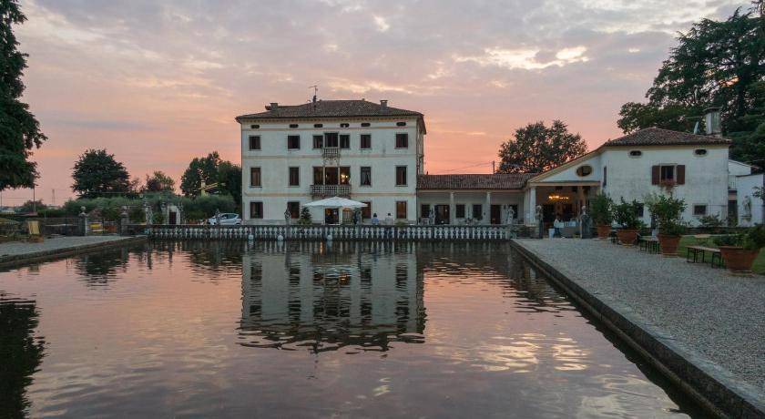 Romano d'Ezzelino Bed & Breakfast | 80 m² Bed and breakfast ∙ 2 bedrooms ∙ 5 guests