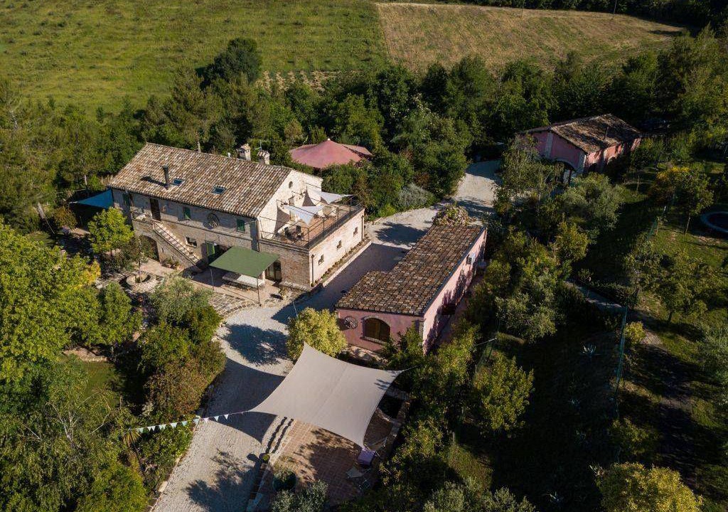 Ponzano di Fermo House | 800 m² House ∙ 13 bedrooms ∙ 29 guests
