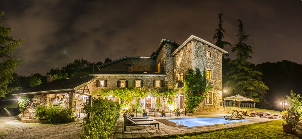 Castelgomberto Villa | 800 m² Villa ∙ 8 bedrooms ∙ 16 guests