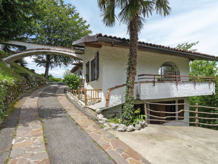 Arolo House | 85 m² House ∙ 3 bedrooms ∙ 6 guests