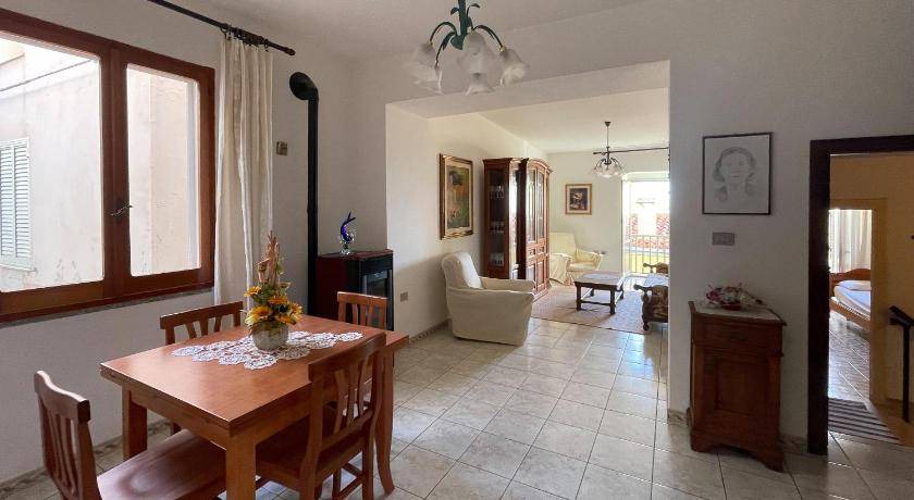 Bolotana Apartment | 94 m² Apartment ∙ 2 bedrooms ∙ 3 guests