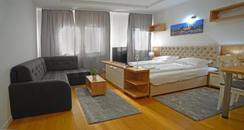 Novi Beograd Apartment | A Blok A8