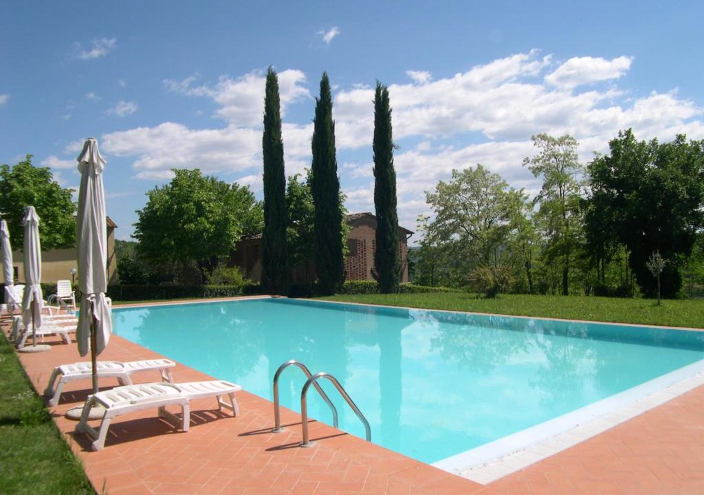 Certaldo Apartment | Agriturismo Avanella Appartamenti a 150 mt dalla piscina 150 mt from swimming pool