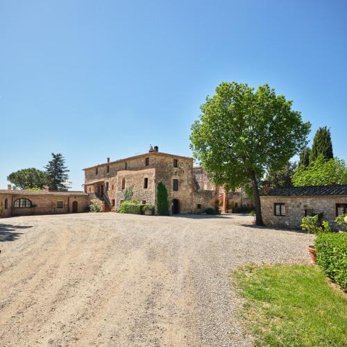 Trequanda Bed & Breakfast | Agriturismo Pometti - Fattoria La Selva