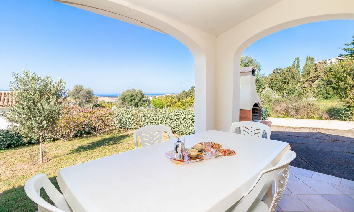 Badesi House | Air-conditioned Holiday Home Vigna 2 with Garden & Terrace; Parking Available