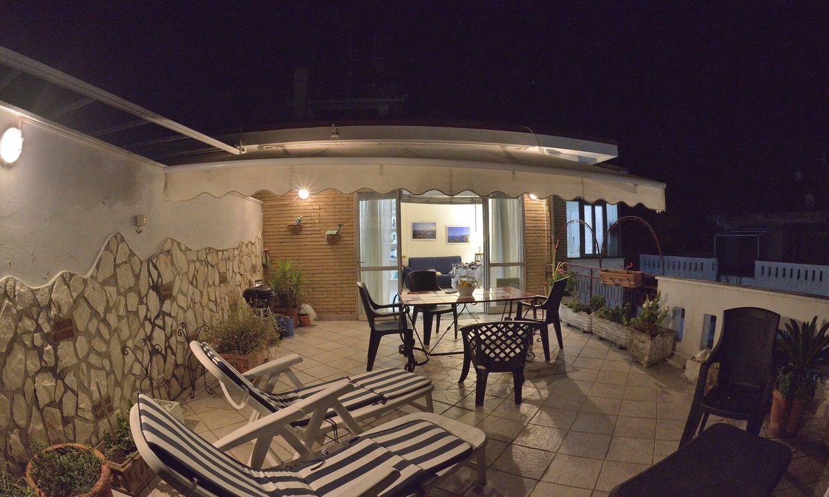 Scauri Apartment | An apartment nestled in the sun 110 meters from the sea