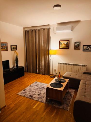 Palilula Apartment | Apartman 69