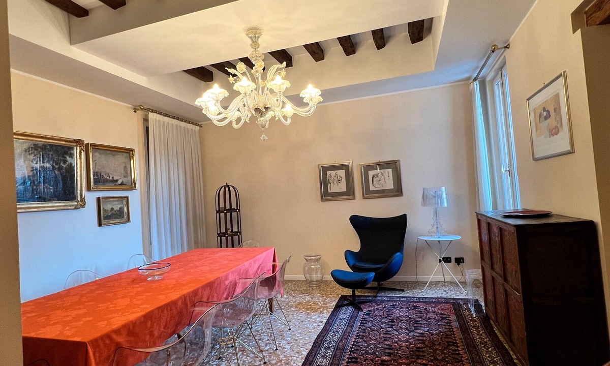 Santa Croce Apartment | Apartment 'Luxury Home' with Lake View, Wi-Fi and Air Conditioning