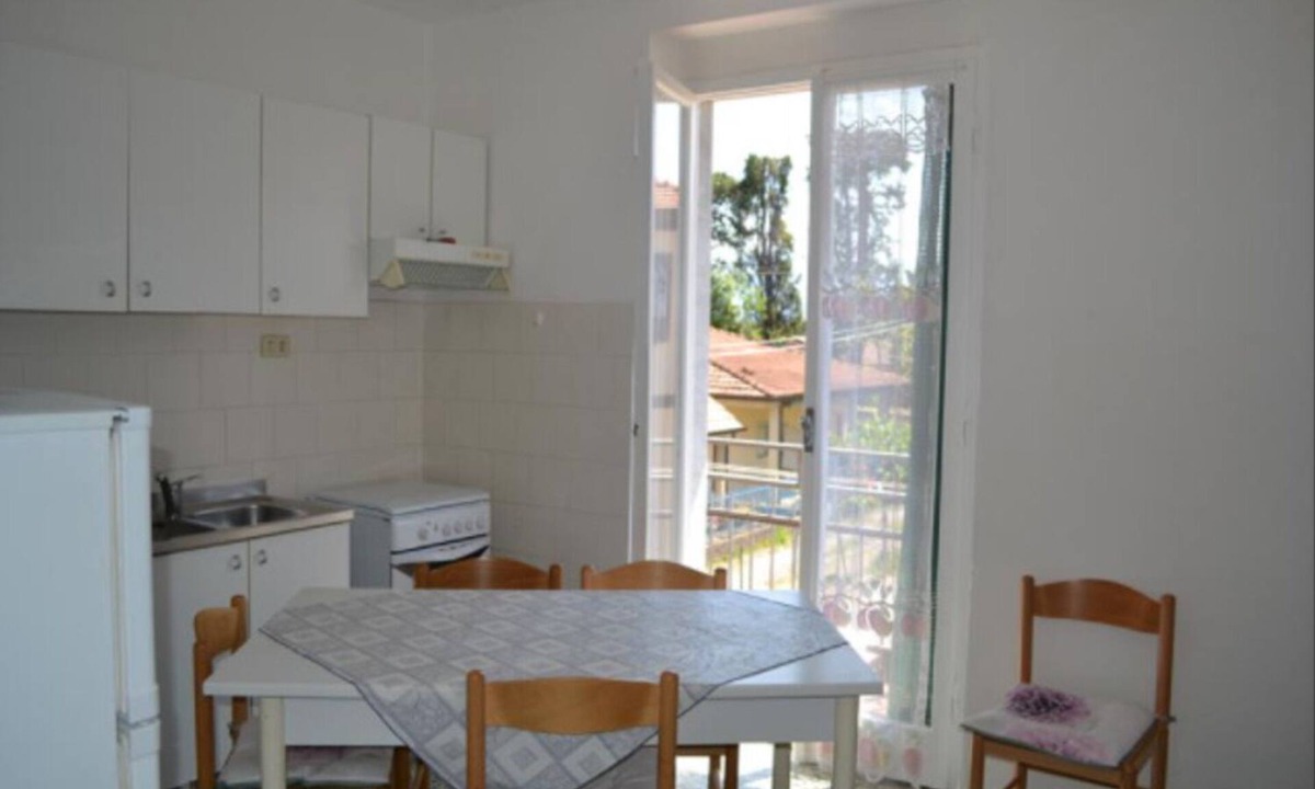 Fiumaretta Apartment | 'Appartamento 5' Near the Beach with Wi-Fi