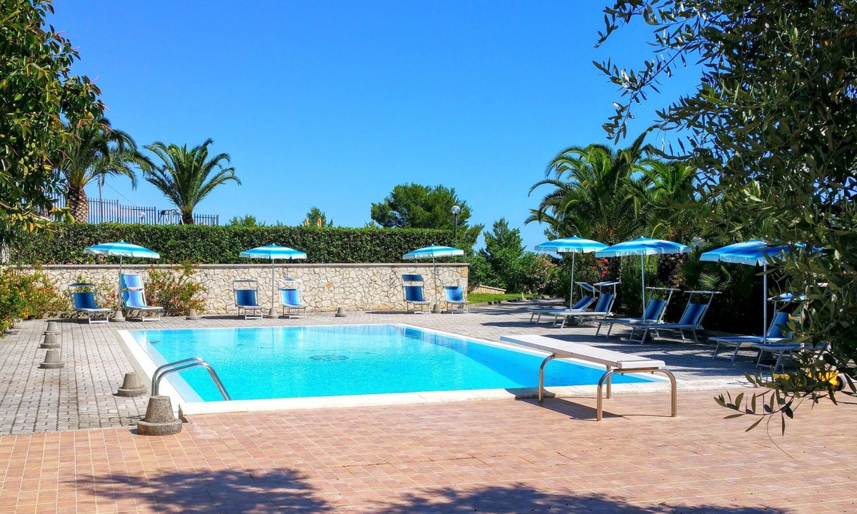 Con Piscina Vicino Al Mare | Montincello