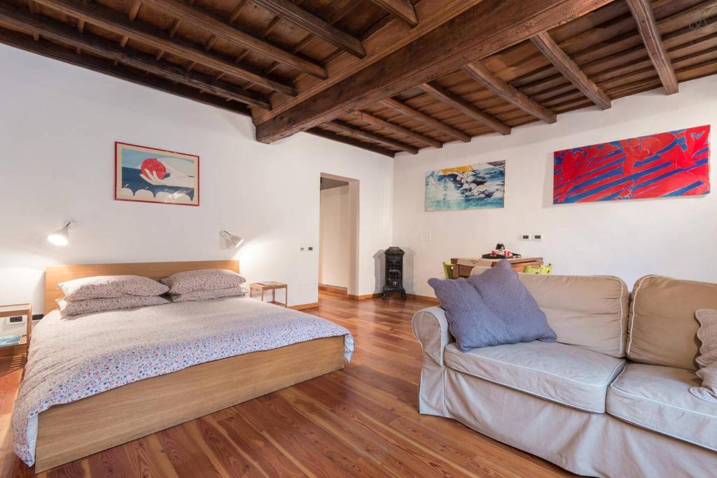 Roman Quarter Bed & Breakfast | Aprile