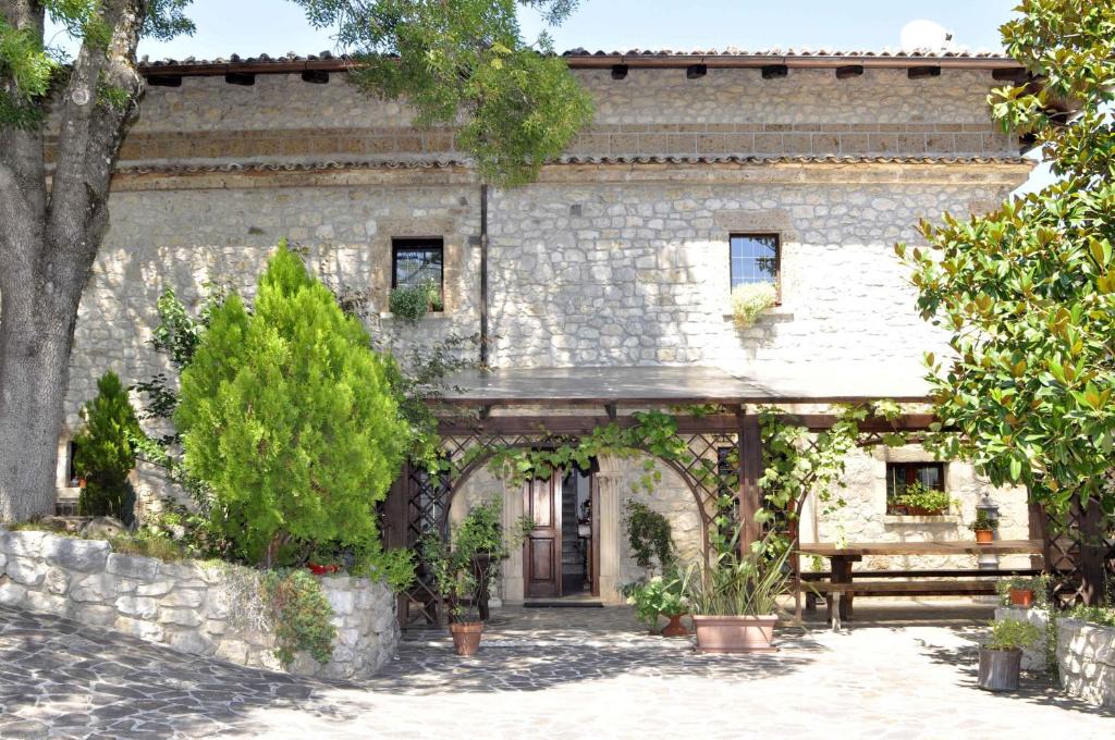 B La Baronata | Pescosansonesco Nuovo